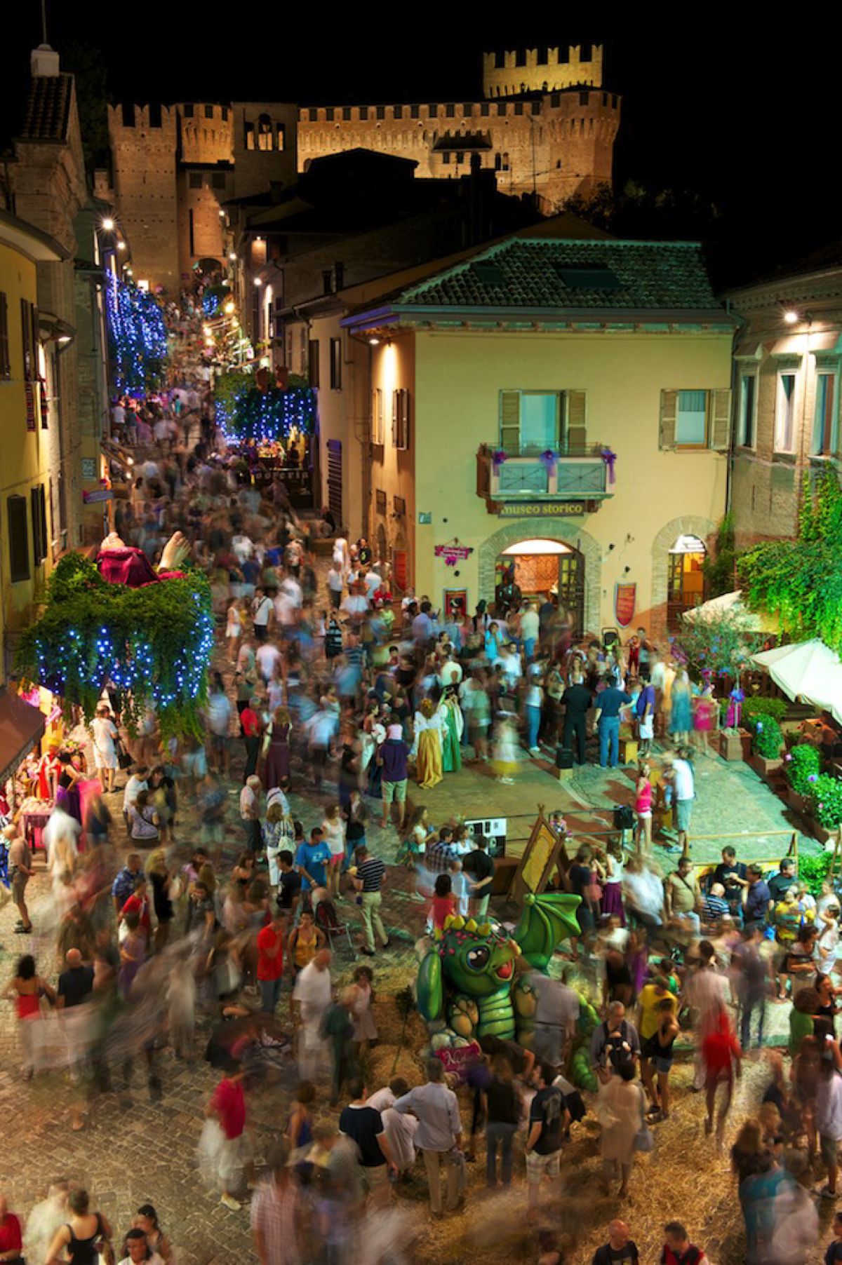 Piazza Gradara