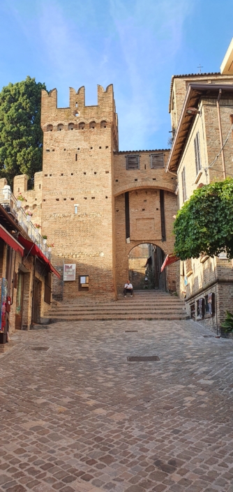 Ingresso esterno Rocca di Gradara